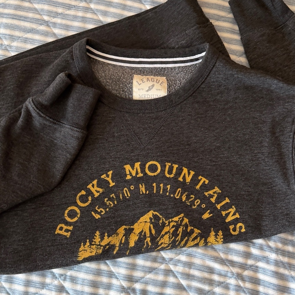 Bozeman Montana sweatshirt - Picture 4 of 4